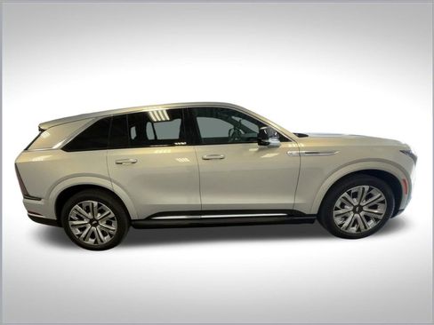 New 2025 Cadillac Escalade IQ Luxury 1 w/ LPO, Radiant Package image 13