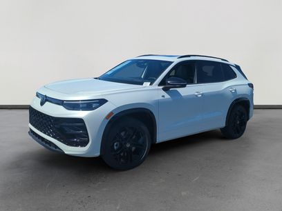 New 2025 Volkswagen Tiguan SE R-Line