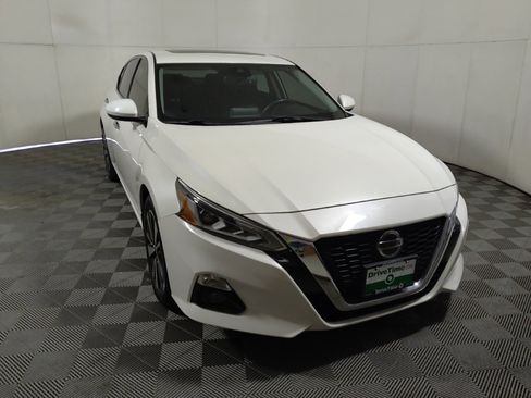 Used 2020 Nissan Altima 2.5 SL AWD/4WD image 14