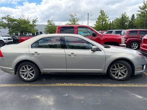 Used 2010 Ford Fusion SEL FWD image 3