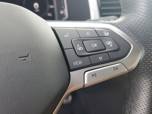 Used 2023 Volkswagen Atlas Cross Sport SEL image 29