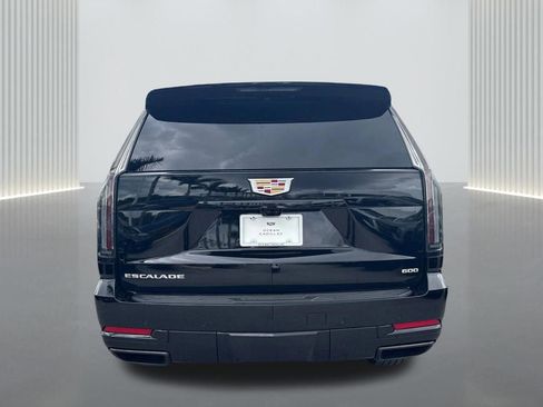 New 2026 Cadillac Escalade Platinum Sport AWD/4WD image 6