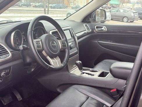 Used 2012 Jeep Grand Cherokee Laredo image 10