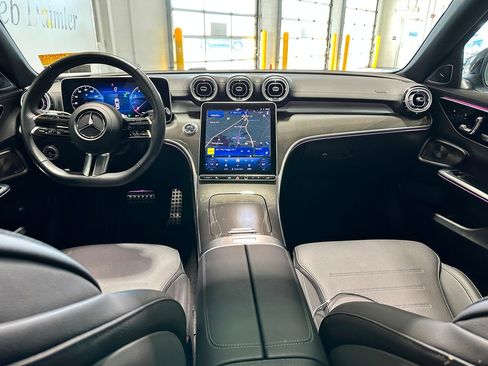 Used 2025 Mercedes-Benz C 300 4MATIC Sedan image 6