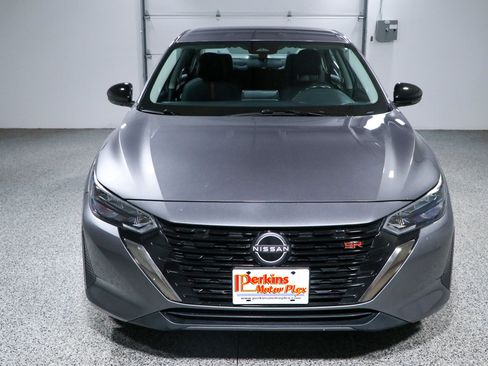 Used 2024 Nissan Sentra SR FWD image 4