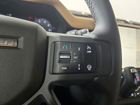 New 2026 Land Rover Defender 130 X-Dynamic SE AWD/4WD image 19