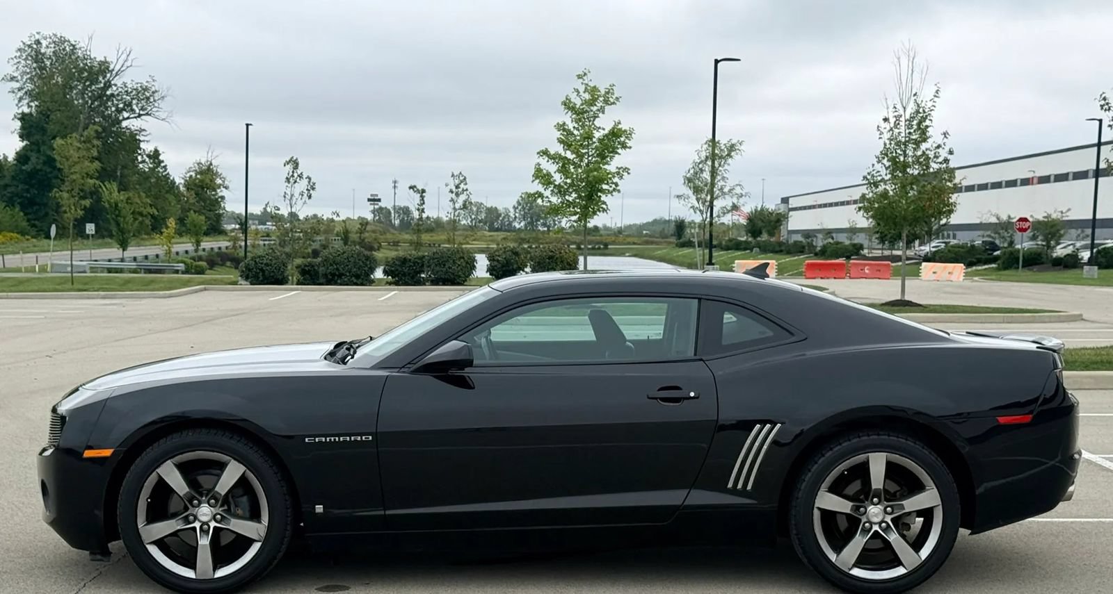 Used 2010 Chevrolet Camaro LT w/ RS Package RWD image 2