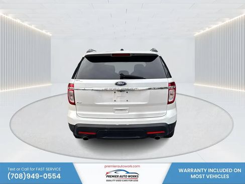 Used 2015 Ford Explorer XLT w/ Equipment Group 201A FWD image 5