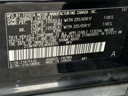 Used 2020 Toyota RAV4 XLE w/ Convenience Package FWD image 35