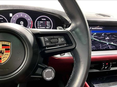 Used 2024 Porsche Cayenne image 23