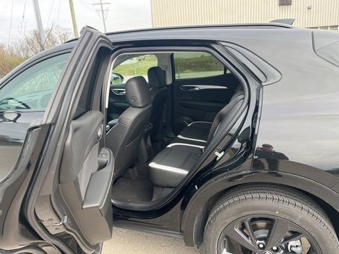 Used 2025 Buick Envision Sport Touring image 10