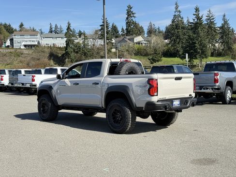 New 2026 Chevrolet Colorado ZR2 w/ ZR2 Bison Edition image 36