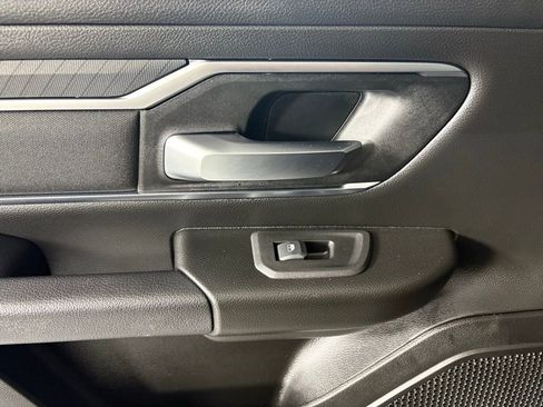 Used 2025 RAM 1500 Big Horn image 34