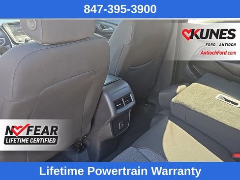 Used 2024 Chevrolet Equinox LT AWD/4WD image 20