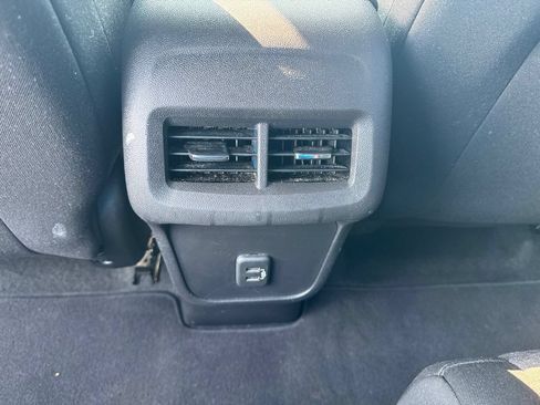 Used 2024 Chevrolet Equinox LT AWD/4WD image 10