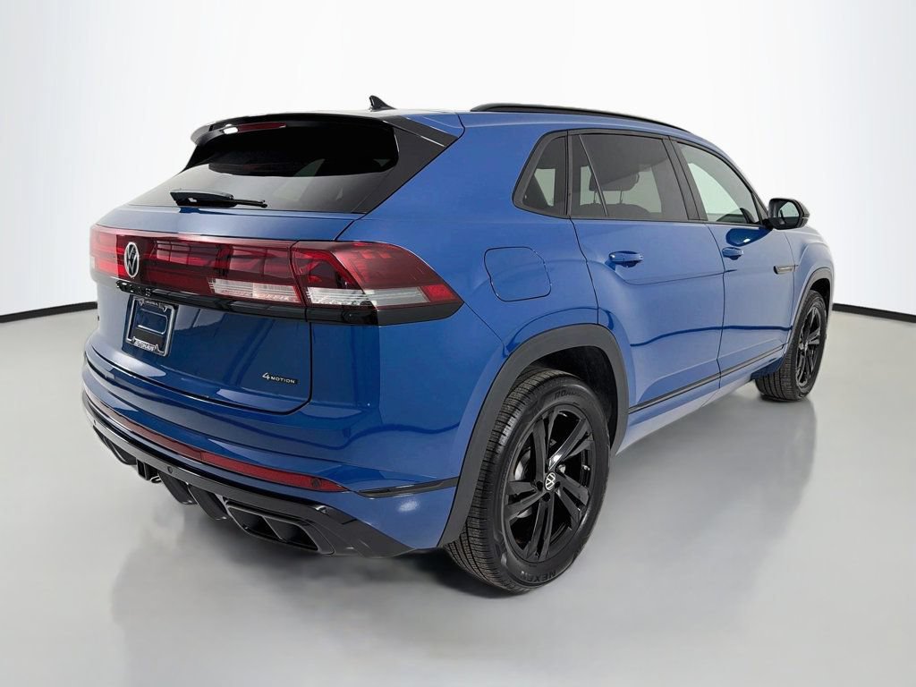 Used 2026 Volkswagen Atlas Cross Sport SEL R-Line AWD/4WD image 7