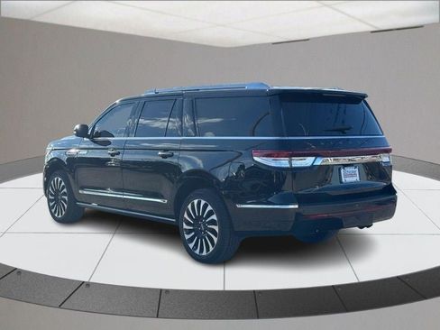 Used 2023 Lincoln Navigator L Black Label image 6