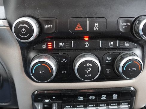 Certified 2021 RAM 3500 Laramie image 28