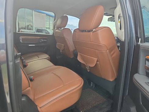 Used 2016 RAM 1500 Laramie Longhorn w/ Convenience Group AWD/4WD image 18