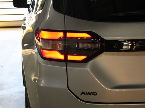 New 2026 Honda Pilot Black Edition image 10