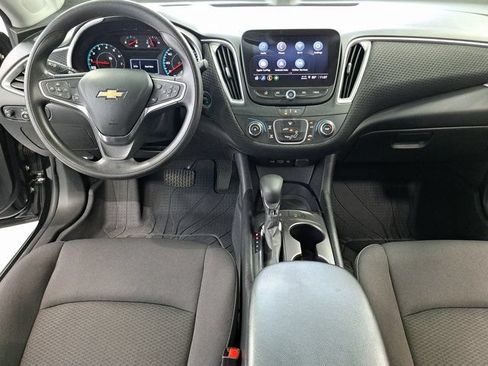 Used 2025 Chevrolet Malibu LS FWD image 26