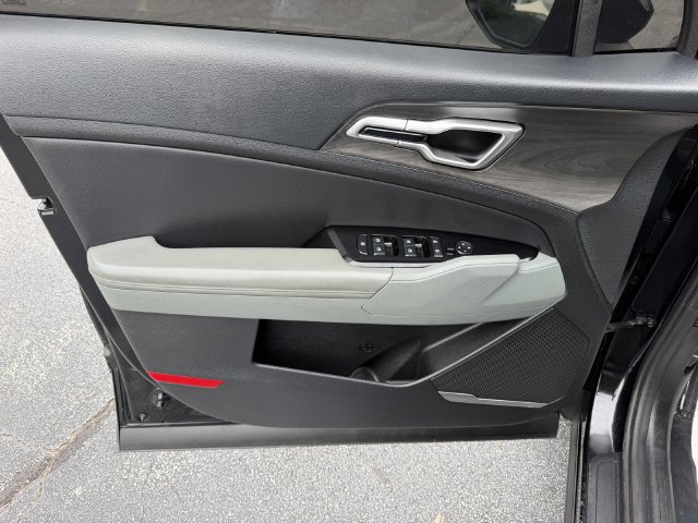 Certified 2023 Kia Sportage X-Line w/ X-Line Premium Package AWD/4WD image 11