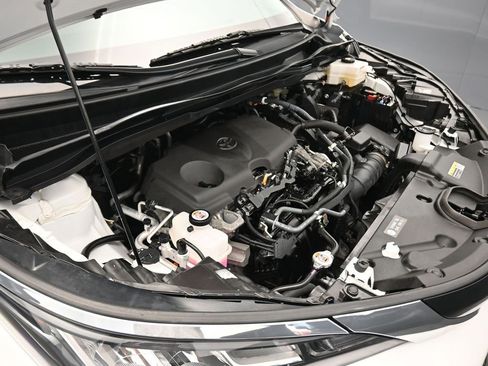 Used 2021 Toyota Sienna LE image 57