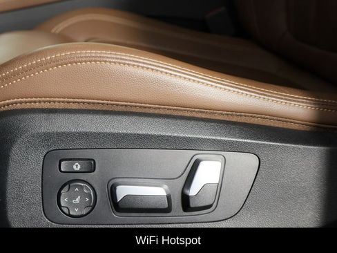 Used 2020 BMW X5 sDrive40i w/ M Sport Package image 25