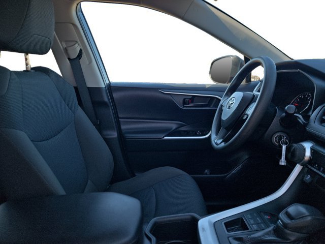 Certified 2022 Toyota RAV4 LE AWD/4WD image 15