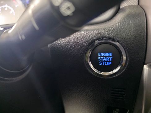 Used 2023 Toyota 4Runner SR5 Premium w/ Moonroof Package RWD image 29