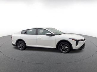 Used 2025 Kia K4 LXS video 2