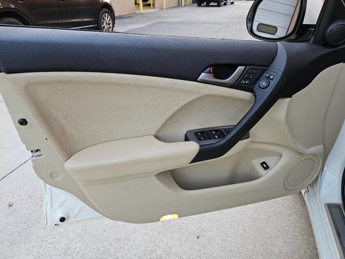 Used 2010 Acura TSX Sedan image 19