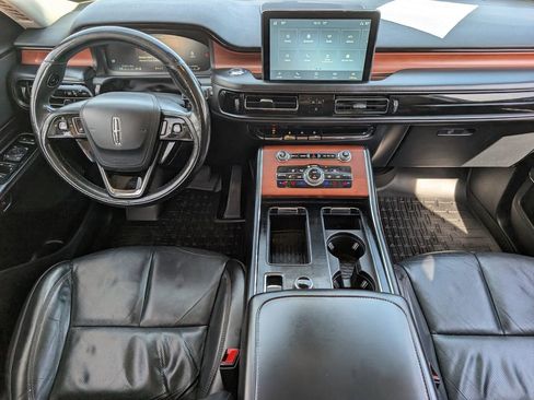 Used 2020 Lincoln Aviator Reserve w/ Elements Package Plus AWD/4WD image 8