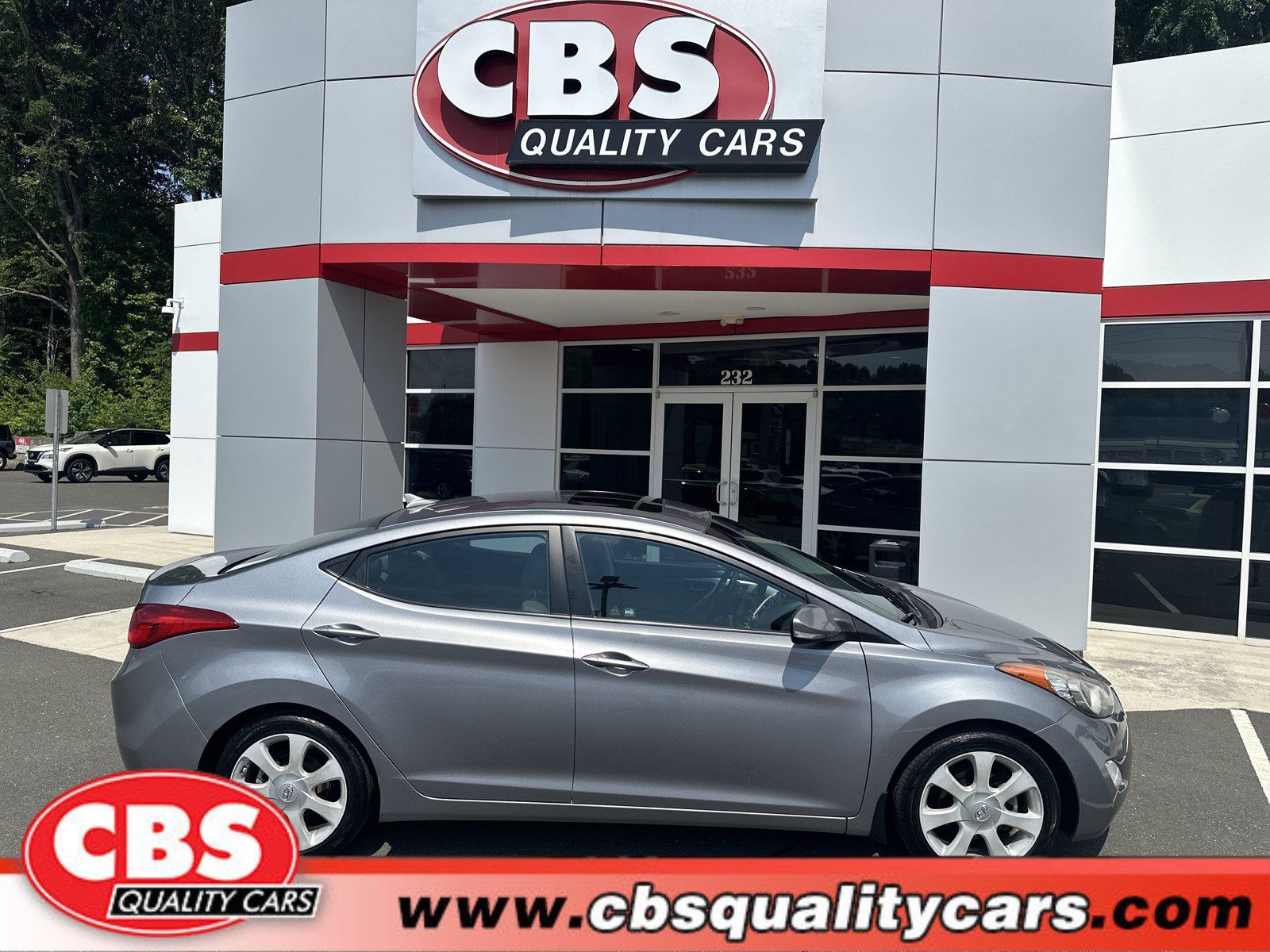 Used 2013 Hyundai Elantra Limited FWD image 1