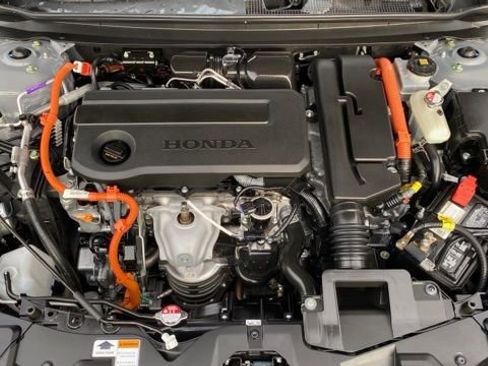 Used 2023 Honda Accord Sport image 8