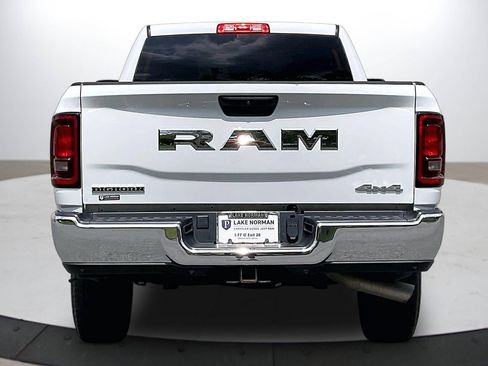 Used 2025 RAM 2500 Big Horn AWD/4WD image 7