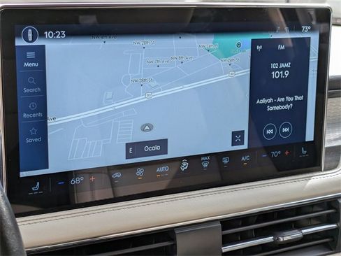 Used 2025 Lincoln Corsair Premiere image 19