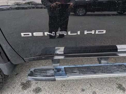 New 2026 GMC Sierra 2500 Denali w/ Denali Reserve Package AWD/4WD image 5