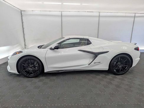 New 2025 Chevrolet Corvette Z06 RWD image 3