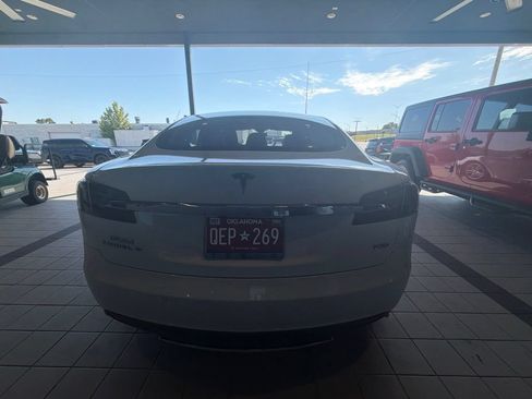 Used 2015 Tesla Model S 70D AWD/4WD image 5