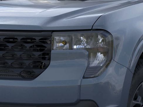 New 2026 Ford Maverick XLT w/ XLT Luxury Package FWD image 19