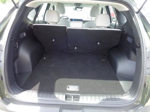 Used 2025 Hyundai Tucson SE FWD image 22