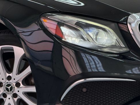 Certified 2018 Mercedes-Benz E 300 4MATIC image 10