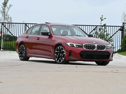 Certified 2025 BMW M340i RWD image 2