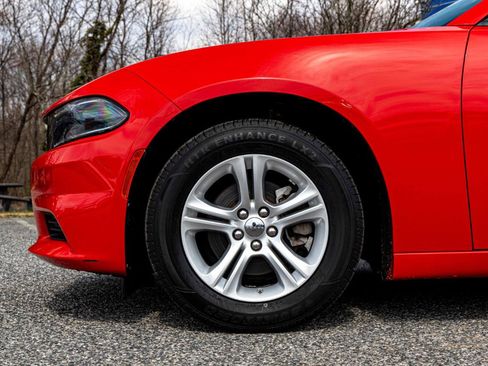 Used 2022 Dodge Charger SXT RWD image 10