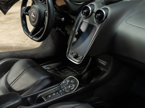 Used 2019 McLaren 570S Coupe RWD image 51