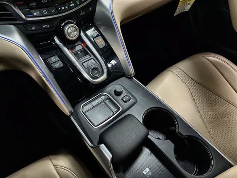 Used 2025 Acura TLX w/ Technology Package FWD image 37