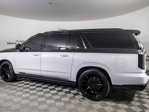 Used 2026 Cadillac Escalade ESV Sport w/ Touring Package AWD/4WD image 13