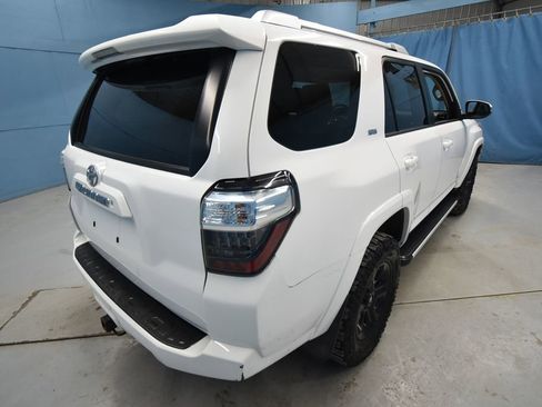 Used 2018 Toyota 4Runner SR5 Premium image 36