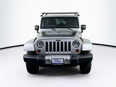 Used 2012 Jeep Wrangler Altitude image 2